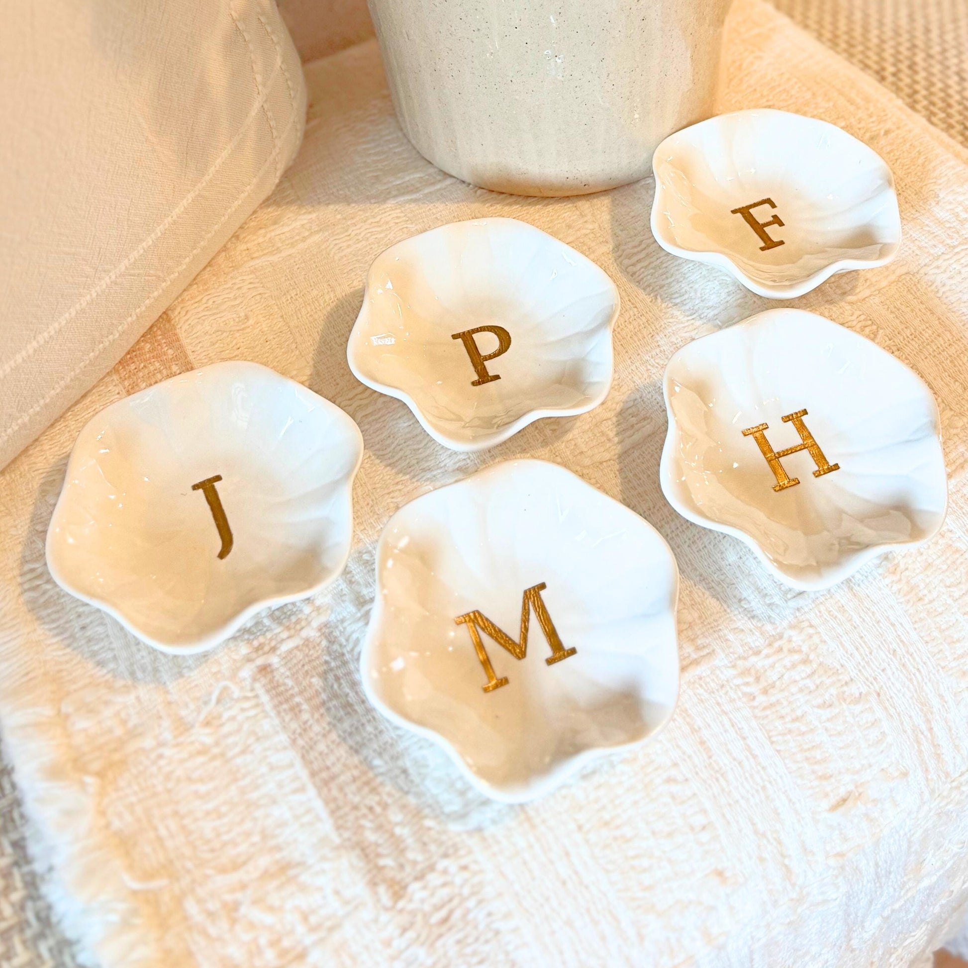 Personalized Jewelry Dish Monogrammed Initial Engraved Ring Holder Dish Custom Name Trinket Tray Scalloped Jewelry Holder Teenager Gift Idea