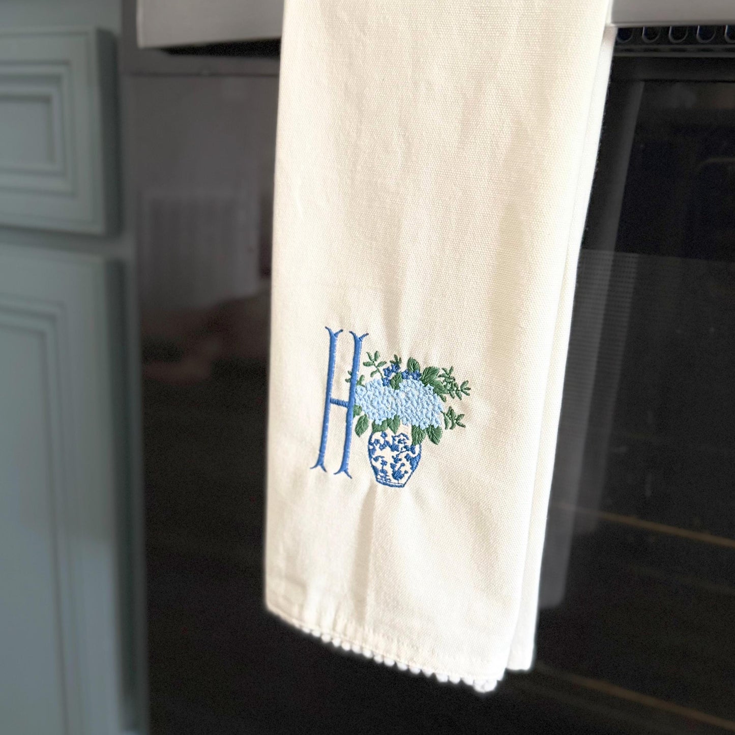 Personalized Hostess Gift Embroidered Towel Chinoiserie Gift Decor Cutting Board Engraved Gift Set Monogram Towel Custom Name Gift Idea Set