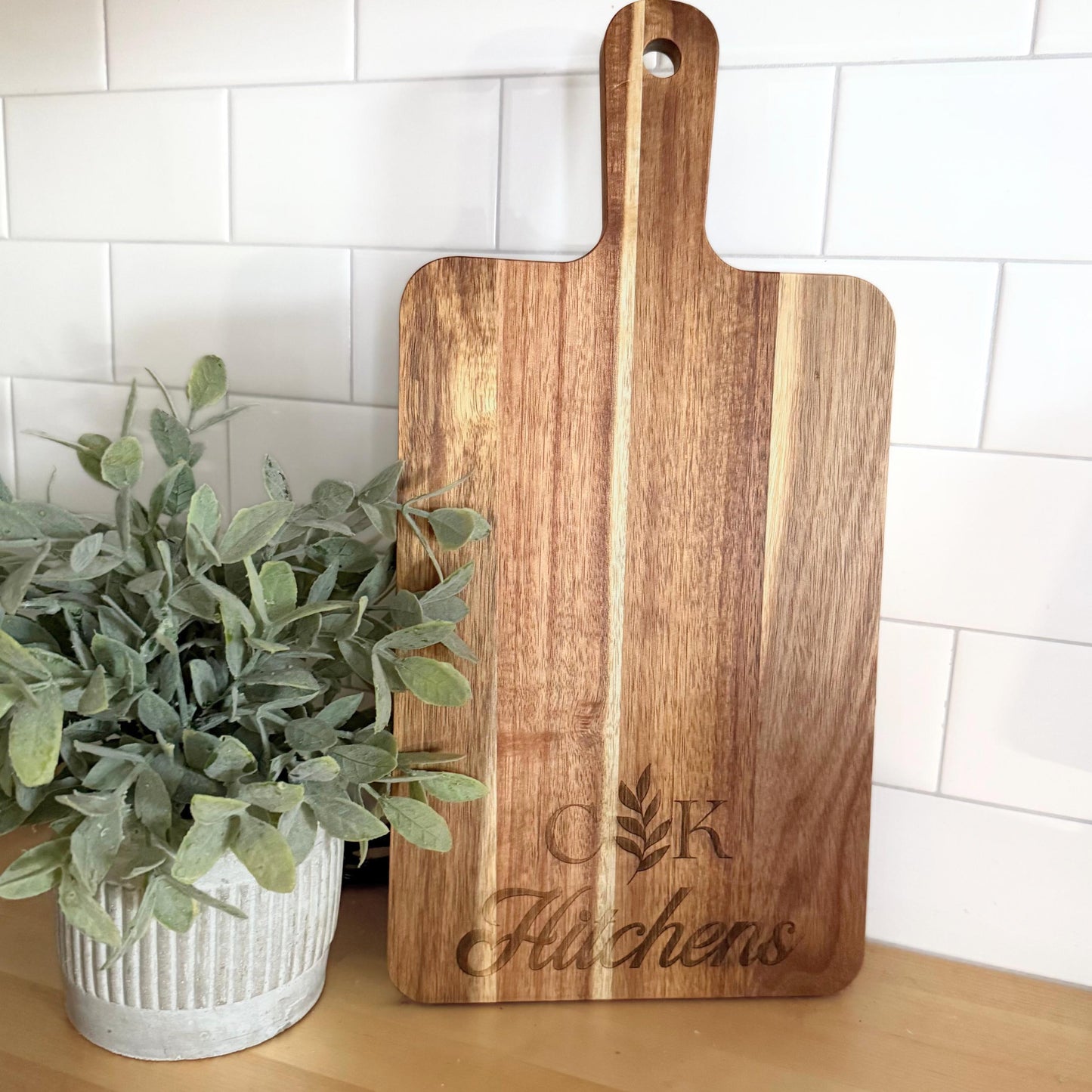 Personalized Hostess Gift Embroidered Towel Chinoiserie Gift Decor Cutting Board Engraved Gift Set Monogram Towel Custom Name Gift Idea Set